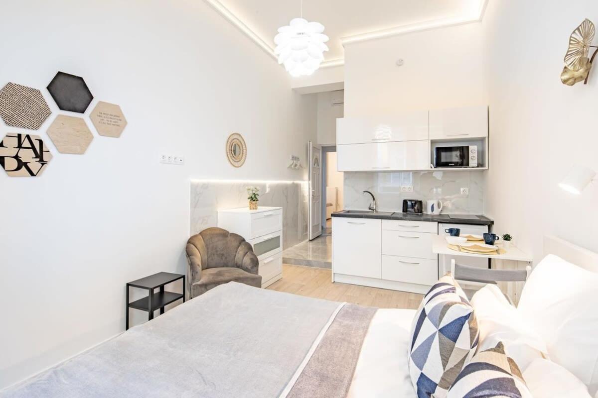 Ultra Central - New - Comfy Studio Budapest Exterior foto